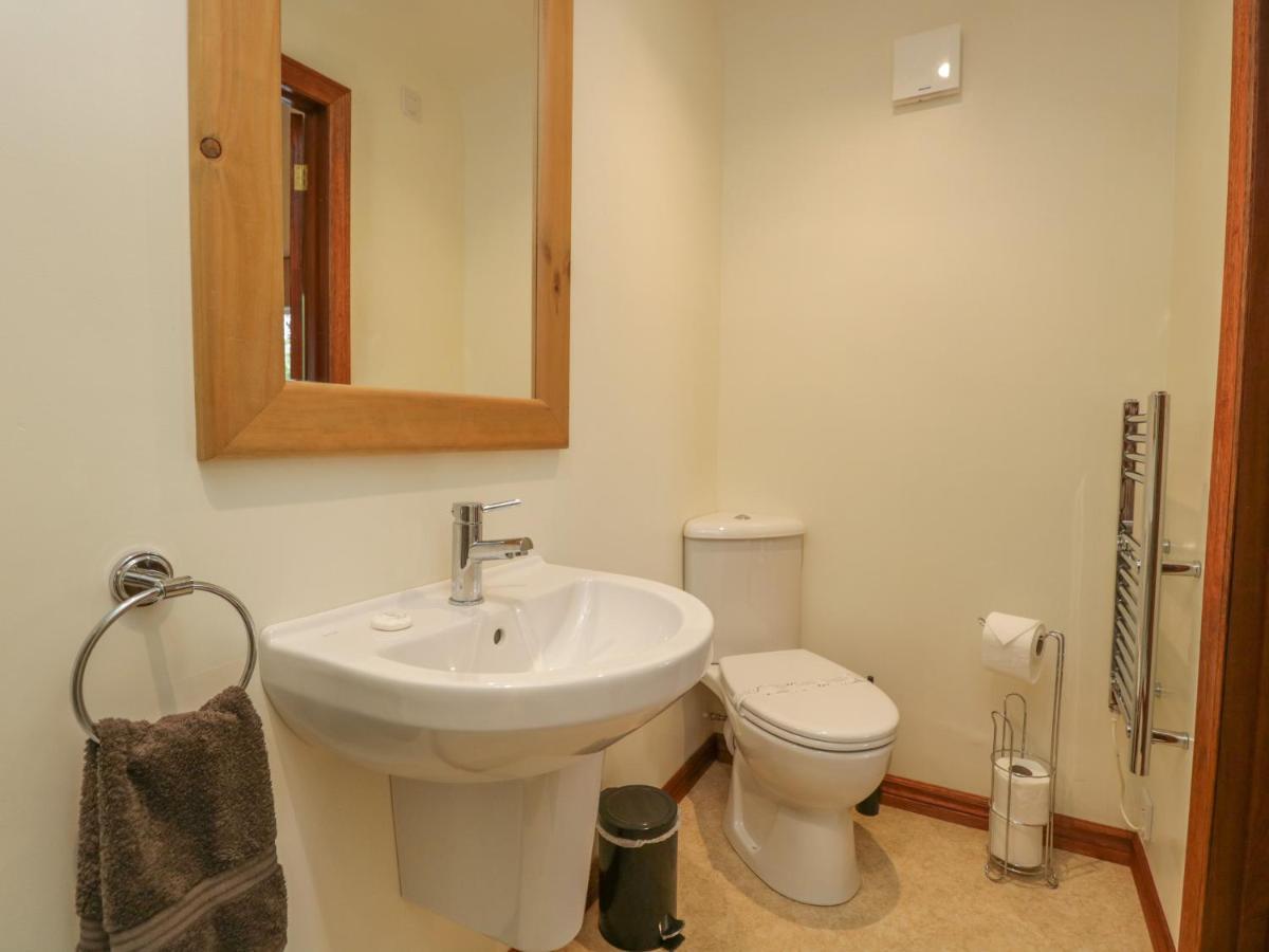 1 Cherry Tree Cottage Millom Exterior foto